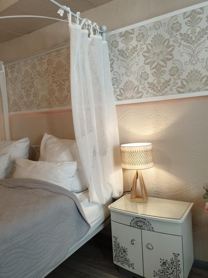 Stillvolle Designwohnung Im Historischen Zentrum Apartment
