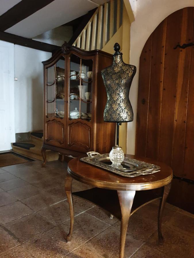Apartment Stillvolle Designwohnung Im Historischen Zentrum