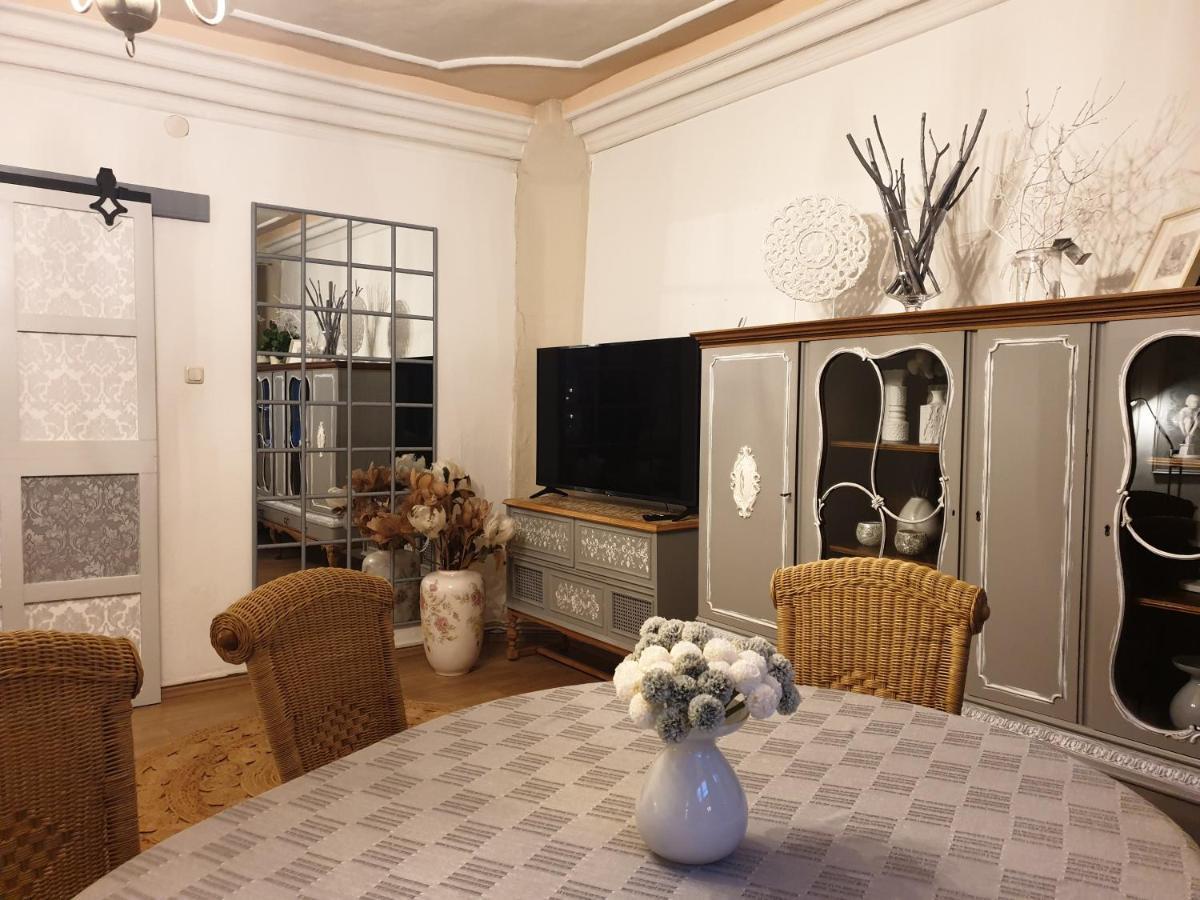 Apartment Stillvolle Designwohnung Im Historischen Zentrum *